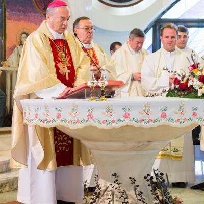 29 septembrie: Iaşi "Sfânta Tereza" - sărbătoarea hramului comunităţii