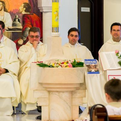 30 septembrie: Iaşi "Sfânta Tereza" - un an de la consacrarea altarului şi sfinţirea bisericii