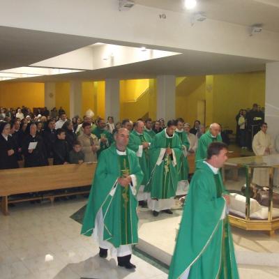 6 octombrie: Oneşti: Întâlnirea diecezană a persoanelor consacrate