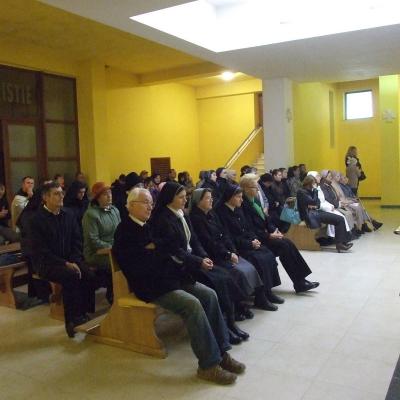 6 octombrie: Oneşti: Întâlnirea diecezană a persoanelor consacrate