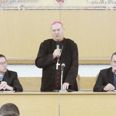 25 octombrie: Iaşi: Simpozion internaţional despre credinţă