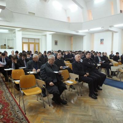 25 octombrie: Iaşi: Simpozion internaţional despre credinţă