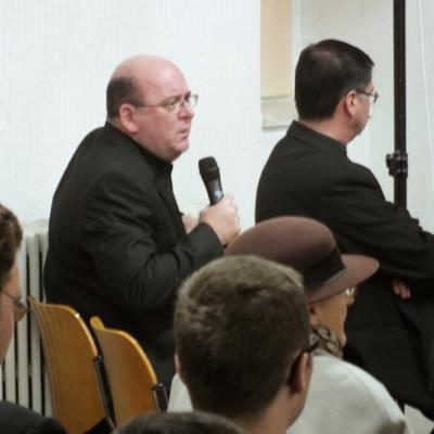 25 octombrie: Iaşi: Simpozion internaţional despre credinţă