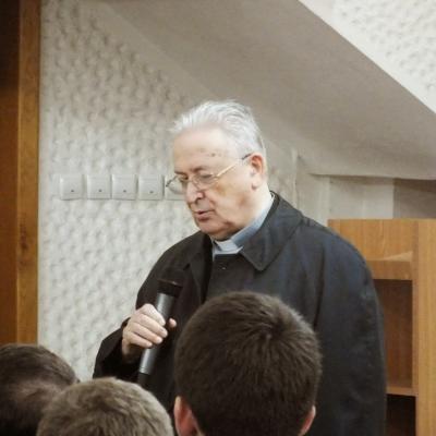 25 octombrie: Iaşi: Simpozion internaţional despre credinţă
