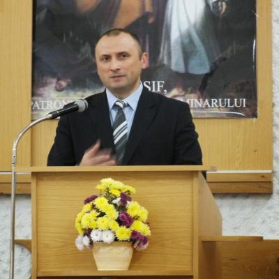 25 octombrie: Iaşi: Simpozion internaţional despre credinţă