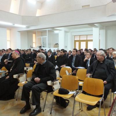 25 octombrie: Iaşi: Simpozion internaţional despre credinţă