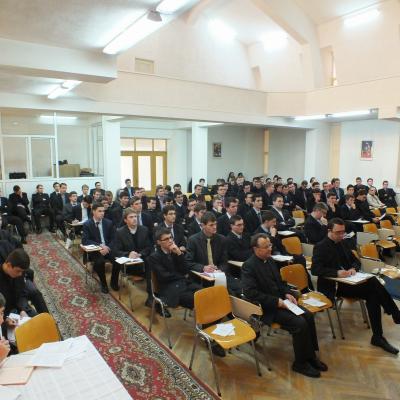 25 octombrie: Iaşi: Simpozion internaţional despre credinţă