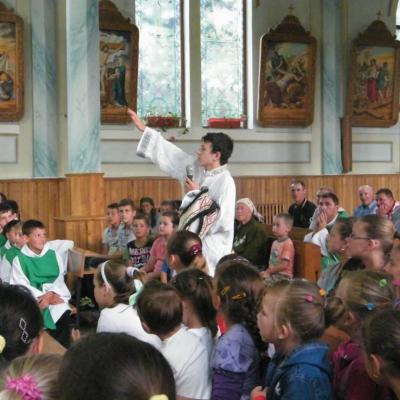 30 octombrie: Oneşti: Încheierea proiectului "Să-l facem cunoscut pe fericitul Ieremia prin arta dramatică", în cadrul Anului Ieremian
