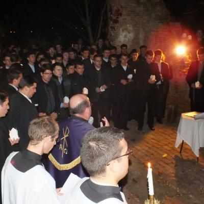 2 noiembrie: Iaşi: Pomenirea tuturor credincioşilor răposaţi