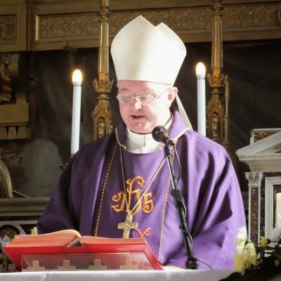 2 noiembrie: Iaşi: Pomenirea tuturor credincioşilor răposaţi