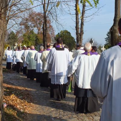 2 noiembrie: Iaşi: Pomenirea tuturor credincioşilor răposaţi