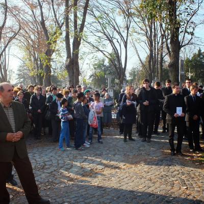 2 noiembrie: Iaşi: Pomenirea tuturor credincioşilor răposaţi
