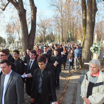 2 noiembrie: Iaşi: Pomenirea tuturor credincioşilor răposaţi