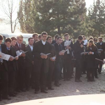 2 noiembrie: Iaşi: Pomenirea tuturor credincioşilor răposaţi