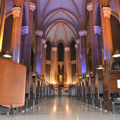 Interiorul bisericii "Sfântul Anton" din Istanbul