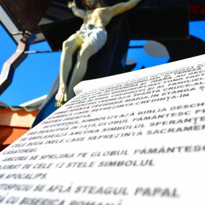 10 noiembrie: Teţcani: Monument ridicat în Anul Credinţei şi al Familiei