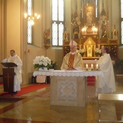 10 noiembrie: Viena: Un cardinal în vizită la un preot român