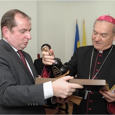 14 noiembrie: Iaşi. Vizita domnului Marek Szczygieł, ambasadorul Polonie în România, la PS Petru Gherghel, la Episcopia Romano-Catolică de Iaşi