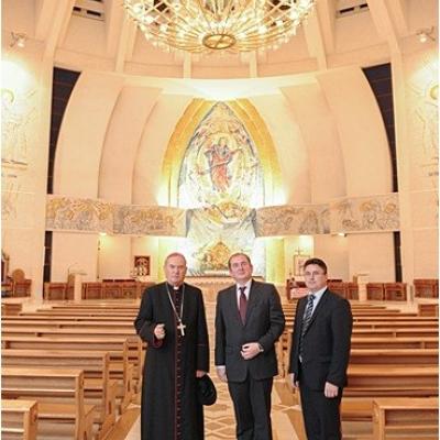 14 noiembrie: Iaşi. Vizita domnului Marek Szczygieł, ambasadorul Polonie în România, la PS Petru Gherghel, la Episcopia Romano-Catolică de Iaşi