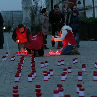 16 noiembrie: Caritas: Un milion de stele au luminat acelaşi cer din locuri diferite