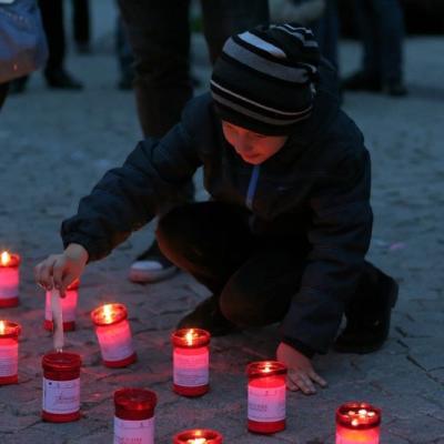 16 noiembrie: Caritas: Un milion de stele au luminat acelaşi cer din locuri diferite