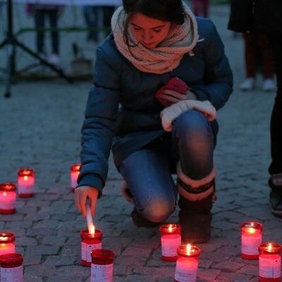 16 noiembrie: Caritas: Un milion de stele au luminat acelaşi cer din locuri diferite