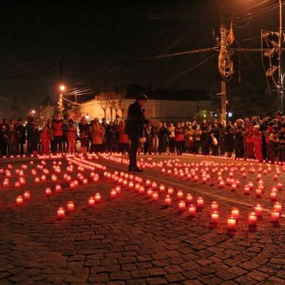 16 noiembrie: Caritas: Un milion de stele au luminat acelaşi cer din locuri diferite
