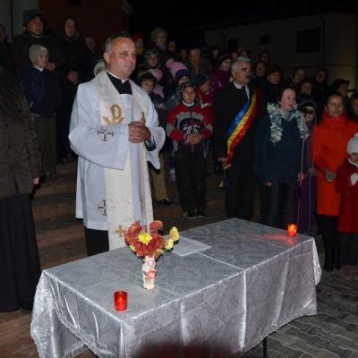 16 noiembrie: Caritas: Un milion de stele au luminat acelaşi cer din locuri diferite