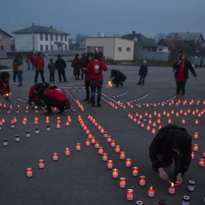 16 noiembrie: Caritas: Un milion de stele au luminat acelaşi cer din locuri diferite