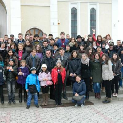 16 noiembrie: Tămăşeni: Întâlnirea Acţiunii Catolice pe zona Roman