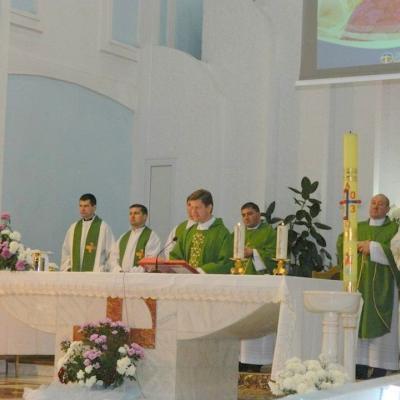 16 noiembrie: Tămăşeni: Întâlnirea Acţiunii Catolice pe zona Roman
