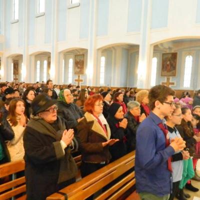 16 noiembrie: Tămăşeni: Întâlnirea Acţiunii Catolice pe zona Roman