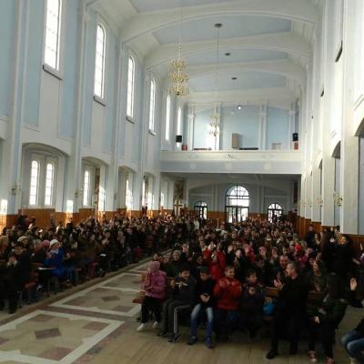 16 noiembrie: Tămăşeni: Întâlnirea Acţiunii Catolice pe zona Roman