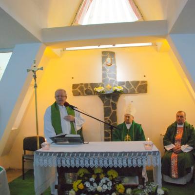 17 noiembrie: Şcheia: Sfinţirea pietrei de temelie a căminului "Samariteanul milostiv"