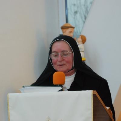 17 noiembrie: Şcheia: Sfinţirea pietrei de temelie a căminului "Samariteanul milostiv"