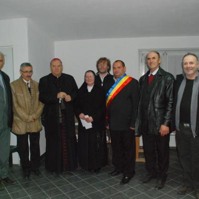 17 noiembrie: Şcheia: Sfinţirea pietrei de temelie a căminului "Samariteanul milostiv"