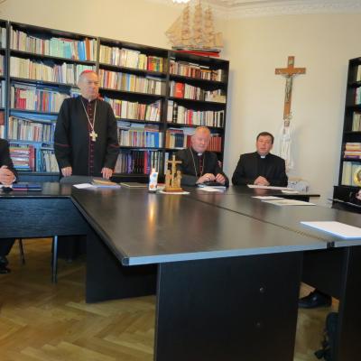 20 noiembrie: Iaşi: Consiliul Prezbiteral şi responsabilii oficiilor diecezane în şedinţă extraordinară