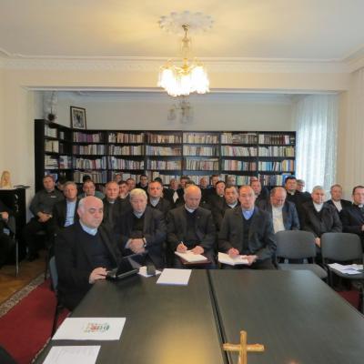 20 noiembrie: Iaşi: Consiliul Prezbiteral şi responsabilii oficiilor diecezane în şedinţă extraordinară