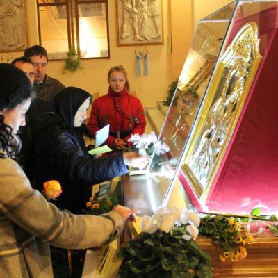 1-4 decembrie: Valea Seacă: Vizita Icoanei Maicii Domnului de la Cacica si misiuni populare