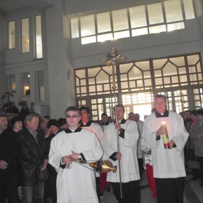 6 decembrie: Bacău: Hramul Parohiei "Sfântul Nicolae"