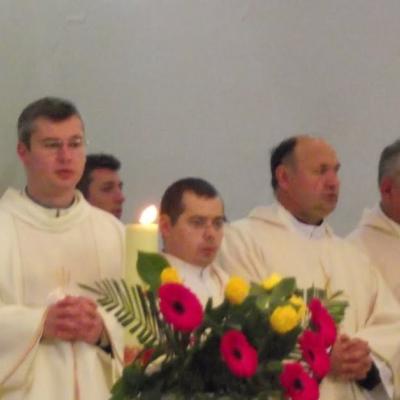 6 decembrie: Bacău: Hramul Parohiei "Sfântul Nicolae"