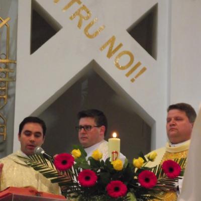 6 decembrie: Bacău: Hramul Parohiei "Sfântul Nicolae"
