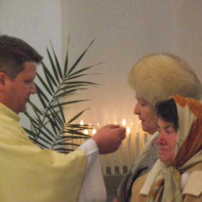 6 decembrie: Bacău: Hramul Parohiei "Sfântul Nicolae"