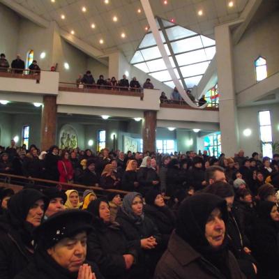 6 decembrie: Bacău: Hramul Parohiei "Sfântul Nicolae"