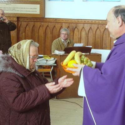 8 decembrie: Gioseni: Adeziunea în Acţiunea Catolică