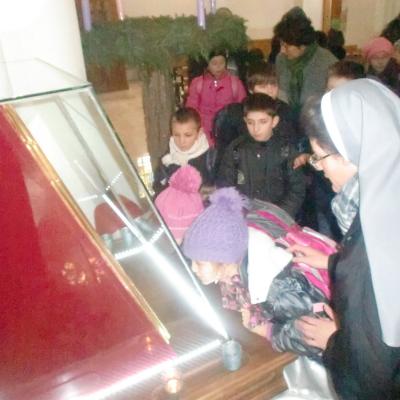 8-11 decembrie: Hălăuceşti: Peregrinatio Mariae