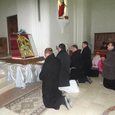8-11 decembrie: Hălăuceşti: Peregrinatio Mariae