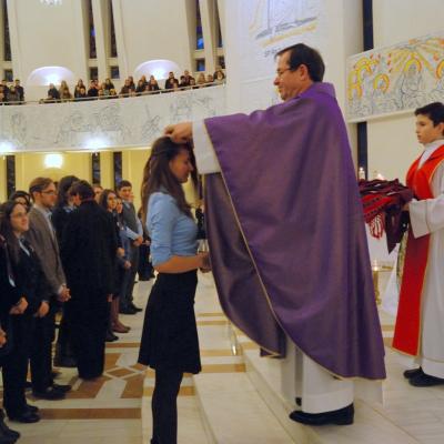 8 decembrie: Iaşi: "Şi eu sunt parte din Biserica lui Cristos!" - depunerea adeziunii la Acţiunea Catolică