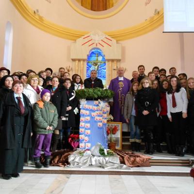8 decembrie: Roman: Depunerea adeziunii la Acţiunea Catolică în Parohia "Sfânta Tereza a Pruncului Isus" şi misiuni populare