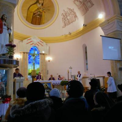 8 decembrie: Roman: Depunerea adeziunii la Acţiunea Catolică în Parohia "Sfânta Tereza a Pruncului Isus" şi misiuni populare